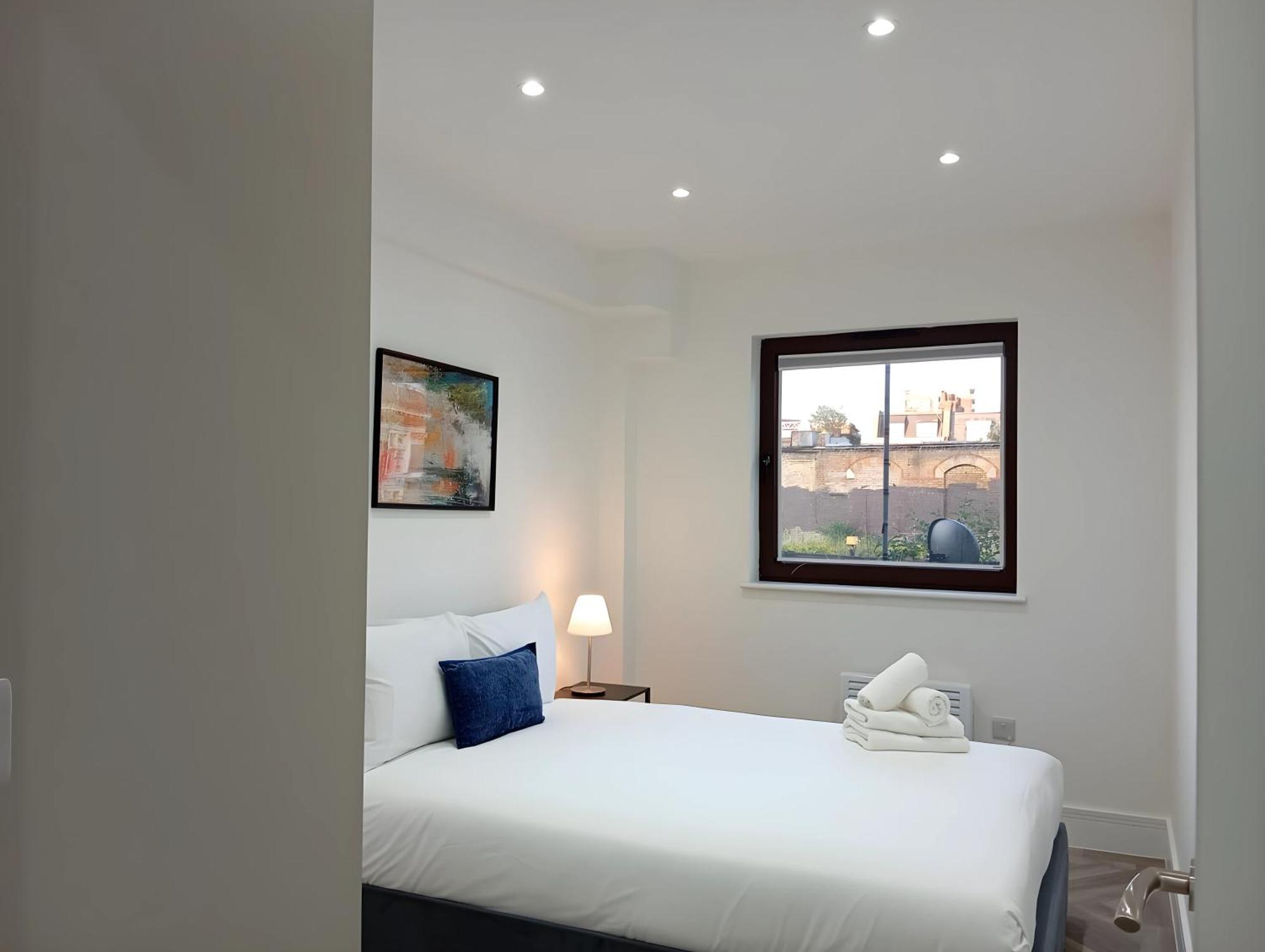 Shoreditch By Excel * London